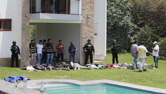 La Policía interviene a 29 personas extranjeras en un búnker ubicado en Pachacámac. (Foto: Allen Quintana / @photo.gec)
