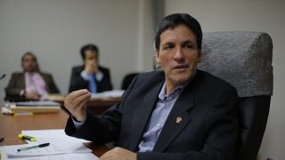 Segundo Tapia cuestionó a legisladores que exigen renuncia de Pedro Chávarry