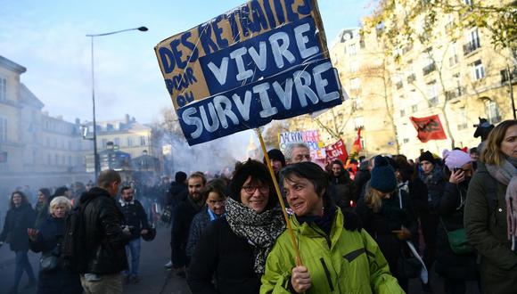 Miles de ciudadanos siguen tomando las calles para mostrar su molestia ante el sistema de pensiones. (Foto: AFP)