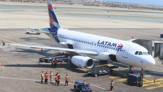 Latam Airlines anuncia que reanudará vuelos internacionales en octubre