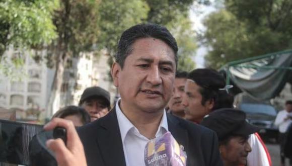 Dueño de Perú Libre está prófugo desde el 6 de octubre que fue condenado a 3 años y 6 meses de prisión. (@photo.gec)