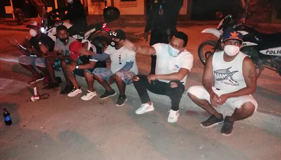 Piura: intervienen a 10 personas bebiendo licor en la vía púbica y sin usar mascarilla en pleno toque de queda (Foto: Municipalidad Provincial Talara)