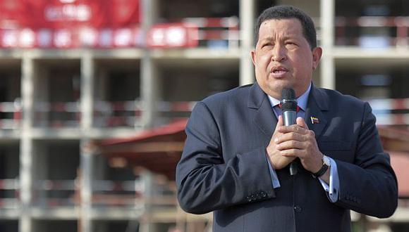 Desesperado. Chávez quiere asegurarse votos y apela otra vez al insulto para descalificar a su rival. (Reuters)