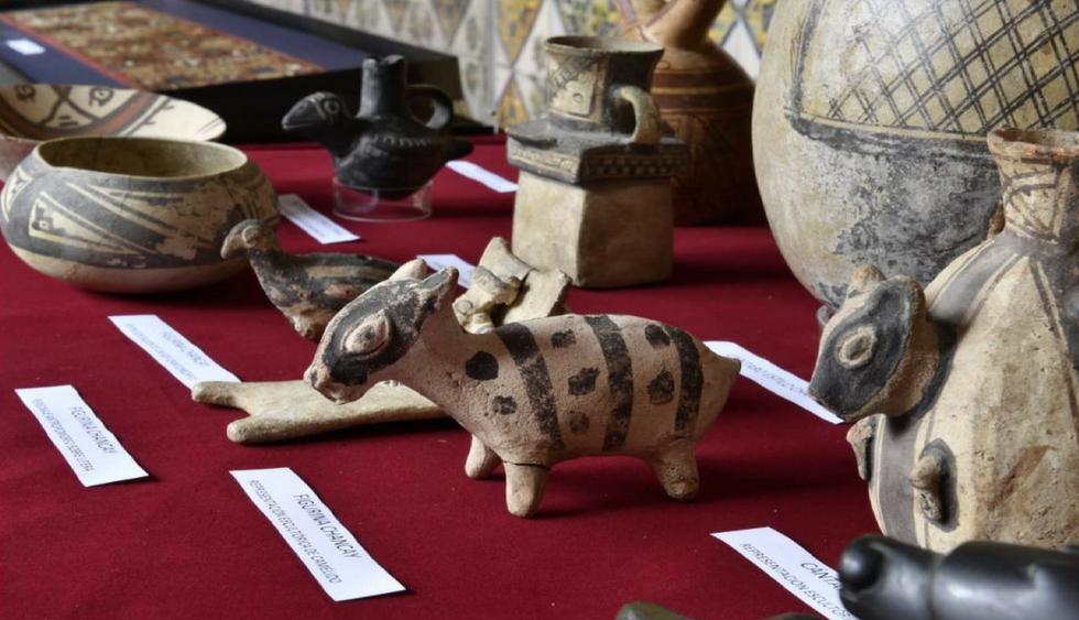 Artículos de alfarería de distintas culturas peruanas, fueron vendidas a través del mercado negro. (Foto: Difusión)&nbsp;