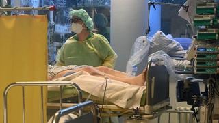 Alemania traslada primeros pacientes al extranjero ante presión hospitalaria por COVID-19