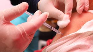 Más de 11 mil personas vulnerables fueron vacunadas contra la influenza y neumococo en la capital