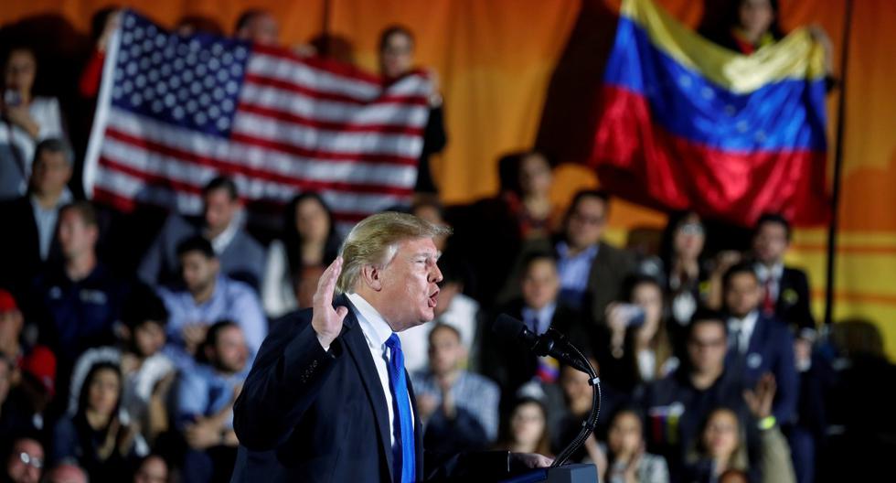 El presidente de Estados Unidos, Donald Trump, habla sobre la crisis en Venezuela durante una visita a la Universidad Internacional de Florida en Miami. Imagen del 18 de febrero de 2019. (REUTERS/Kevin Lamarque/File Photo).