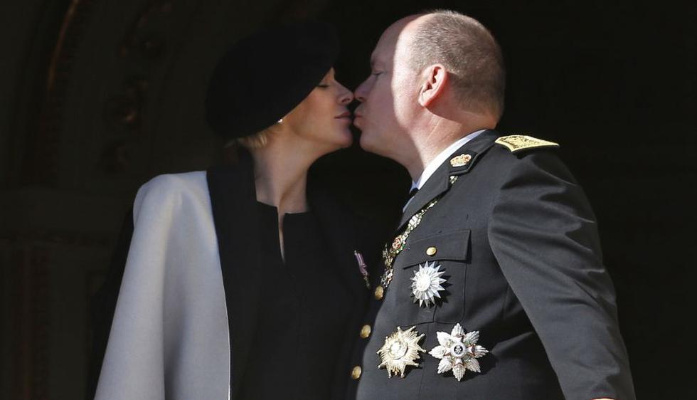 Charlene y el príncipe Alberto II de Mónaco.  (Reuters)