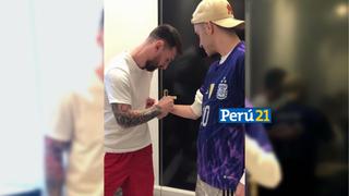Lionel Messi hizo entrar a su casa a un hincha argentino que acampó 10 horas afuera (VIDEO)