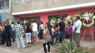 FOTOS: Amigos y familiares expresan su pesar en velorio de Luis Choy