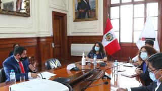 COVID-19: Gobernadores regionales reclaman mejor comunicación con gobierno central para enfrentar la pandemia