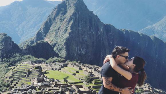 La popular Estrella Torres publicó una serie de fotografías y videos del viaje con Tommy Portugal a la ciudadela inca. (Foto: Instagram)