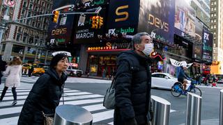 Nueva York obligará a cubrirse nariz y boca en público para limitar contagios de COVID-19