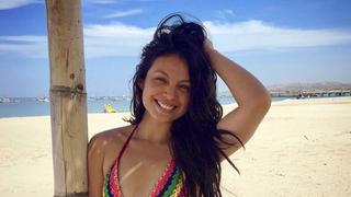 ¡Dejó su capa! Cindy Díaz posó en bikini y sorprendió en playa de Piura [FOTO]