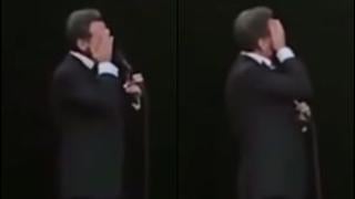 Luis Miguel se emociona hasta las lágrimas durante concierto [VIDEO]