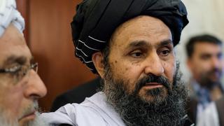 Afganistán: cofundador de los talibanes llega a Kabul para negociar la formación de un gobierno