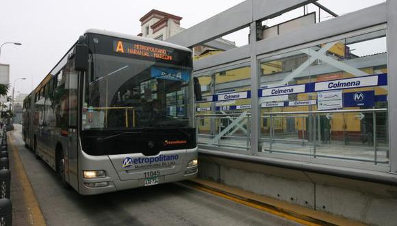 Buses ya circulan con normalidad por el centro de Lima