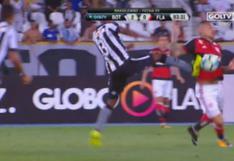 Paolo Guerrero fue víctima de una brutal falta en las costillas ante Botafogo [VIDEO]