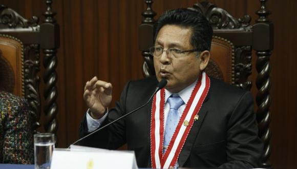 Fiscal Carlos Ramos Heredia durante conferencia de prensa. (David Vexelman)