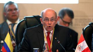 Cancillería pasará a situación de retiro a embajador Hugo de Zela Martínez desde el 4 de agosto