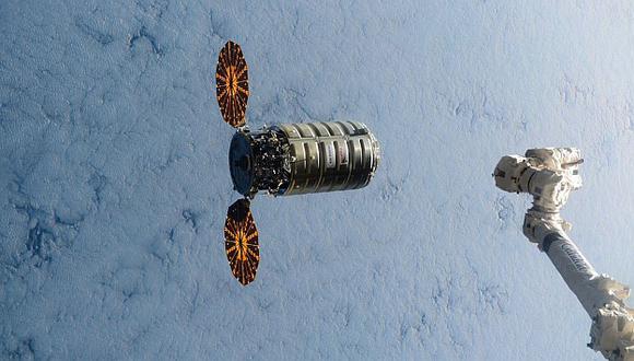 Chatarra de Estación Espacial Internacional se desintegró al reingresar a la atmósfera terrestre. (AP)