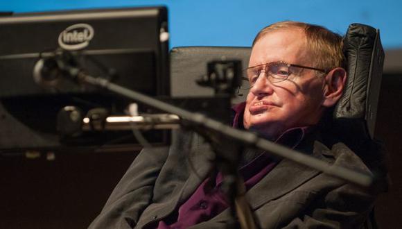 Stephen Hawking en una imagen de abril último. (AP)
