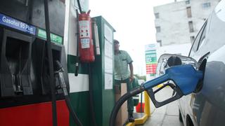 Precios de combustibles de referencia internacional bajan hasta 7.98% por galón
