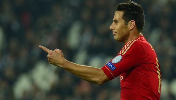 Claudio Pizarro anotó en goleada del Bayern Munich ante Al Kuwait. (AFP)