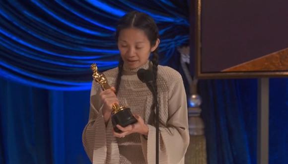 Chloe Zhao se llevó el premio Oscar como Mejor Director por su trabajo en "Nomadland". (Foto: Captura TNT).