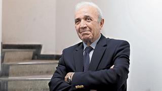 Guido Lombardi: "García Belaunde le hace el juego al fujimorismo"