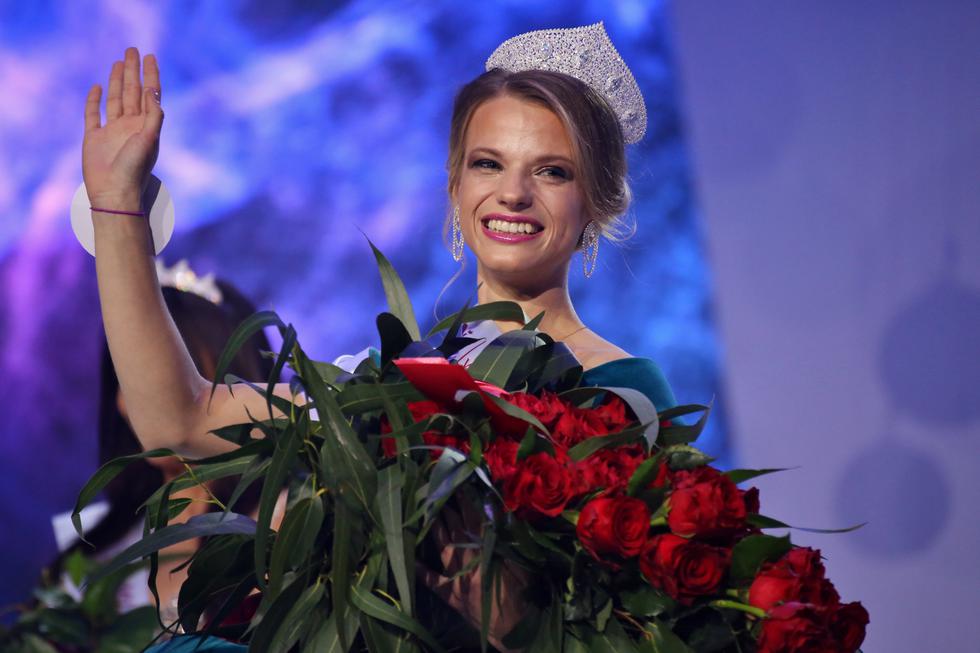 El sábado 7 de octubre se celebró en Varsovia, un certamen que reúno a 24 mujeres de 19 países que aspiraban al título de 'Miss Mundo en silla de ruedas'.