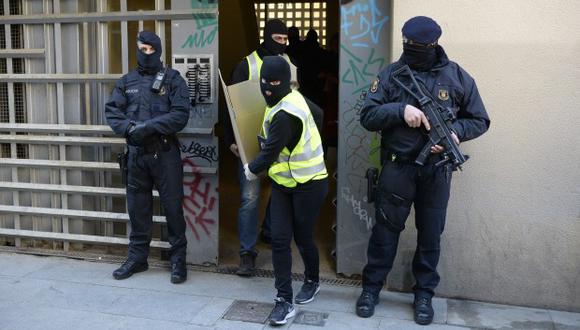 La Policía llegó hasta la organización después de que una pareja de ciudadanos colombianos viajara a España hasta tres veces para comprobar el laboratorio. (Foto referencial: AFP)