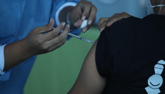 Jefa del Gabinete se pronunció sobre la vacunación a personal administrativo del Minsa. (Foto: Britanie Arroyo/@photo.gec)