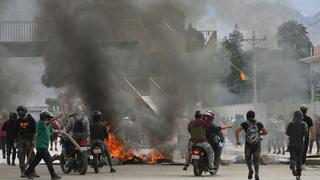 Campesinos leales a Evo Morales emboscan a opositores antes de llegar a La Paz