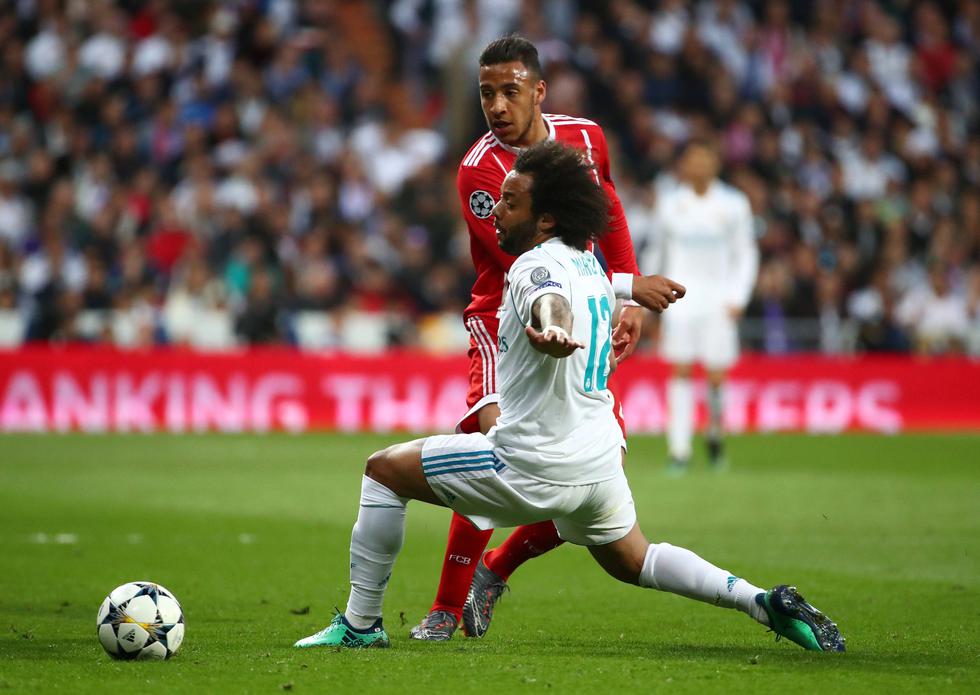 Con Marcelo en cancha, Real Madrid empató 2-2 frente a Bayern Munich y clasificó a su tercera final consecutiva en la Champions League. (REUTERS)