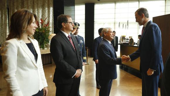 César Villanueva junto al rey Felipe VI en&nbsp;el Foro Empresarial Perú-España. (FOTO: USI)