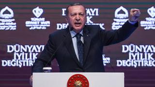 Presidente de Turquía llama a Holanda "república bananera" y le advierte que pagará por sus acciones