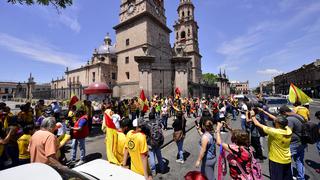 Aficionados rompen cuarentena ante rumor de desplazamiento de los Monarcas de Morelia