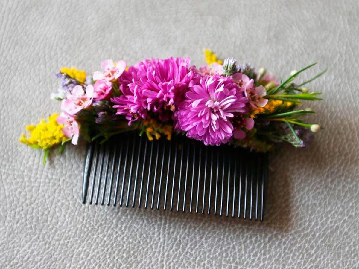 accesorios para el cabello hechos con flores naturales te harán lucir deslumbrante VIDA |