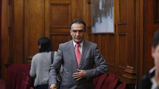 Héctor Becerril cuestiona nombramiento de ministra La Rosa por vínculo con FA