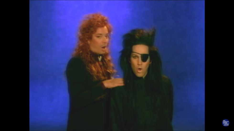 Paul Rudd y Jimmy Fallon recrean el videoclip “You Spin Me Round” de "Dead or Alive". (Foto: Captura de pantalla)