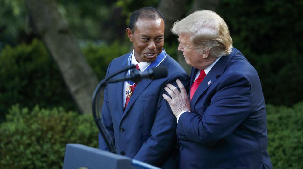 El presidente de Estados Unidos, Donald Trump, concedió este lunes la Medalla de la Libertad al golfista Tiger Woods. (AP)