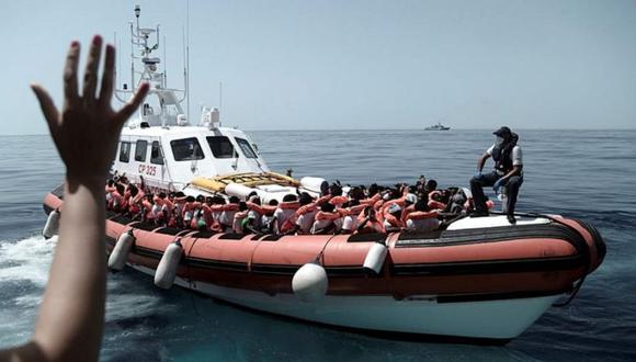 La Guardia Costera alertó de la presencia de una gran cantidad de migrantes intentando hacer un viaje peligroso a España. | Foto: Reuters / Referencial