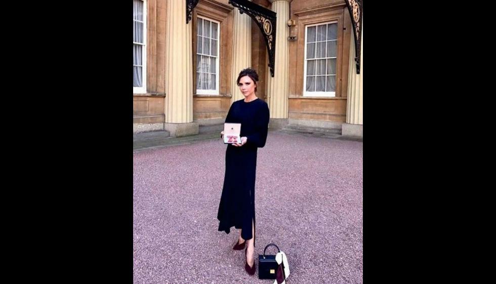 Victoria Beckham condecorada con OBE. (Foto: Reuters)