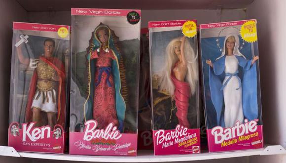 Barbie de la Virgen María irrita a fanáticos. (AFP)