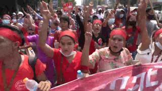 Aumentan los arrestos y las protestas se intensifican en Birmania