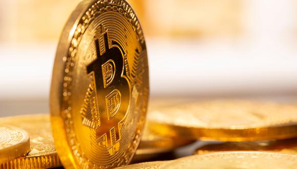 El Bitcoin, que no está regulado por ningún banco central, surgió como una alternativa atractiva para inversores con gusto por lo exótico. (Foto: Reuters)