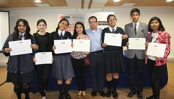 ‘Cuenta la Historia’: Seis escolares fueron premiados tras ganar concurso contra el racismo. (Difusión)