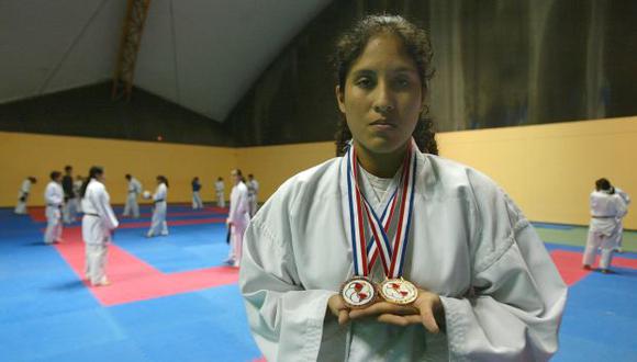 DE LA PATADA. Alexandra brilla en la modalidad kumite. (Perú21)