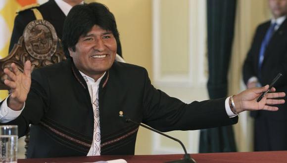 Evo Morales entendió que es difícil controlar la Internet y las redes sociales. (AP)